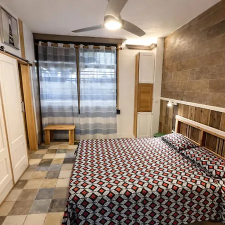 Appartamento Tenerife Caletillas Vacaciones, Quiet Near The Ocean And Local Food Spots And Coastal Walks, Fast Wifi *